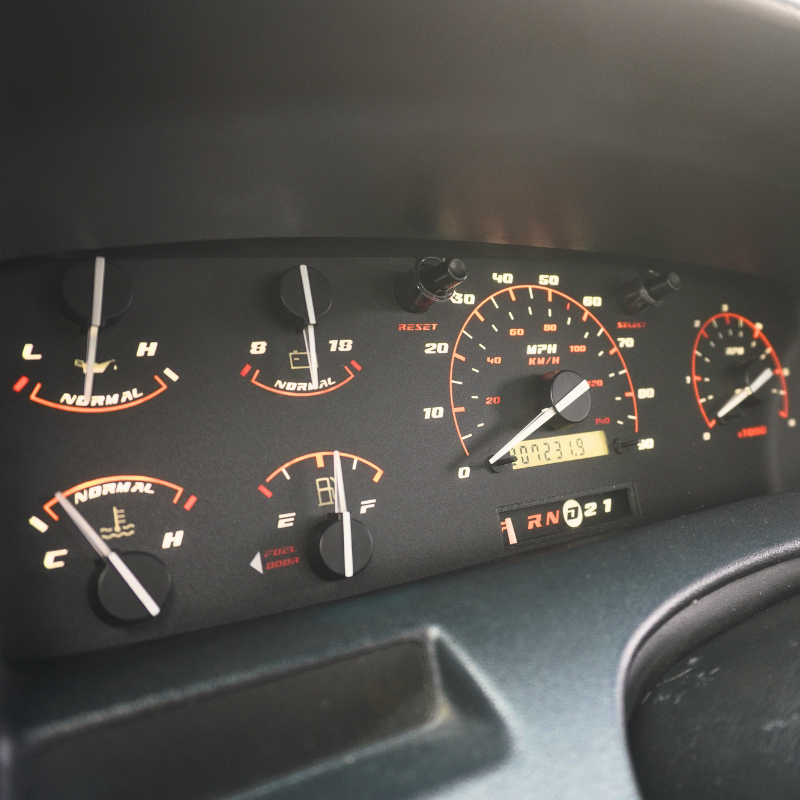 Gas w/tach - Sport DashSkinz