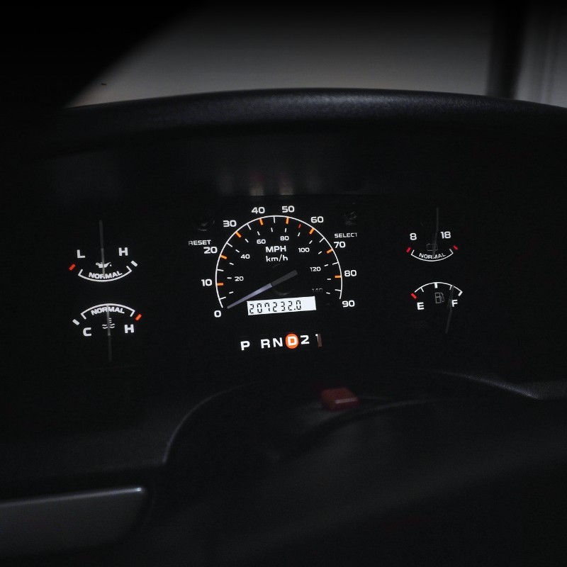 XL Modern Cluster Faceplate Kit | 1992-1996 F-150, F-250, Bronco (gas non-tach)