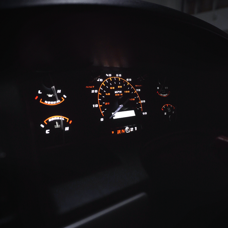 XL Sport Cluster Faceplate Kit | 1992-1996 F-150, F-250, Bronco (gas non-tach)