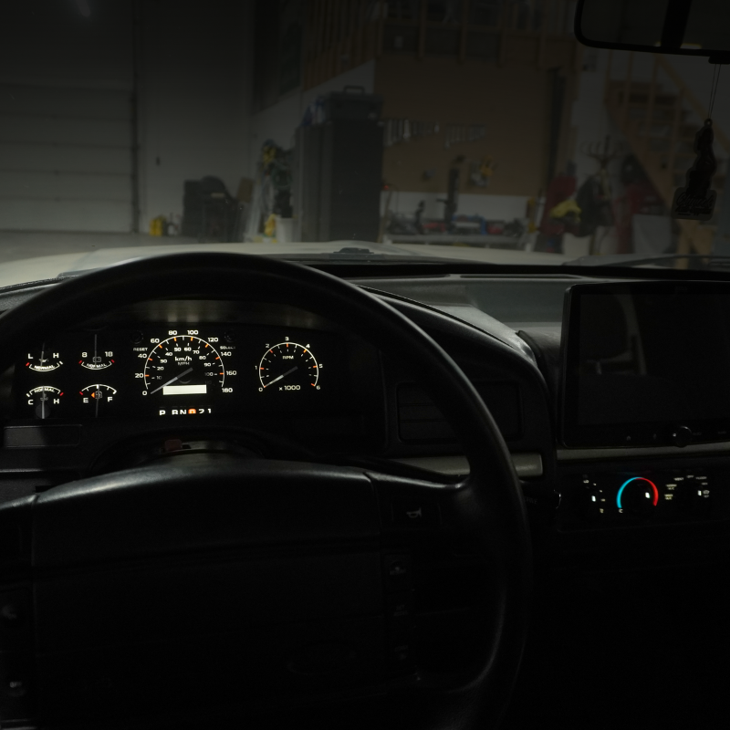 XLT Modern - Dash Skinz KM/H